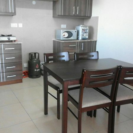 Shanzu Beach Apartment With Stunning Ocean View Mwakirunge Exterior photo