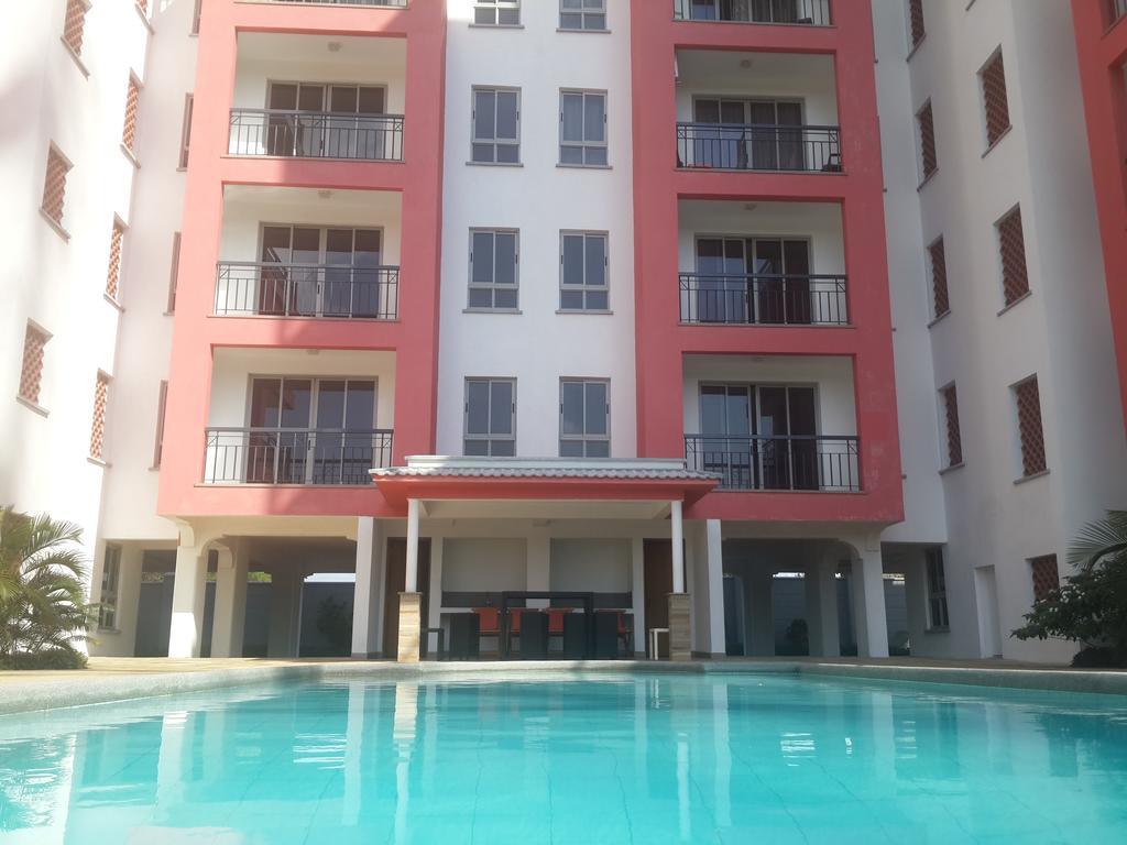 Shanzu Beach Apartment With Stunning Ocean View Mwakirunge Exterior photo